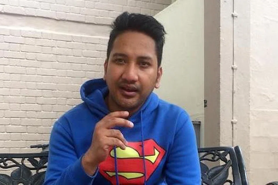 ENCIK MUHAMMAD KADIR SADALI: Berjanji akan memulangkan wang pendahuluan yang ditagih pelanggannya. - Foto FARID HAMZAH