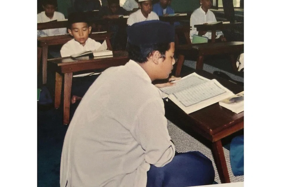 PERKASA BACAAN AL-QURAN: Masjid Omar Kampong Melaka mengadakan kelas Al-Quran buat kanak-kanak dan orang dewasa pada hujung minggu. - Foto MASJID OMAR KAMPONG MELAKA