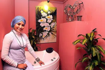 MENGAKU SALAH: Norfasarie mengaku bersalah bagi dua tuduhan berkaitan khidmat urut di spanya, Spa by Norfasarie, di Arab Street. - Foto fail