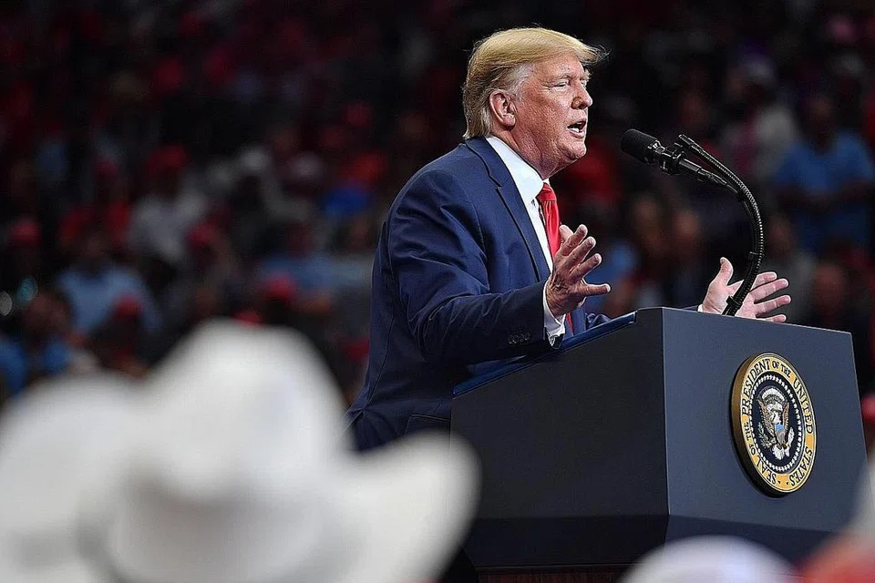 SIASATAN pendakwaan ke atas Presiden Amerika Syarikat Donald Trump terus menguasai politik Amerika selama beberapa minggu. - Foto AFP