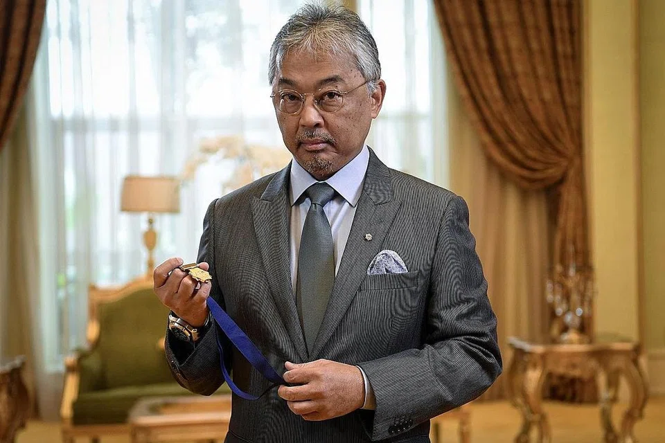 YANG DI-PERTUAN AGONG MALAYSIA: Terdahulu telah panggil barisan pemimpin kanan parti-parti politik utama Malaysia termasuk parti-parti politik pembangkang, menghadapnya di Istana Negara bermula semalam.