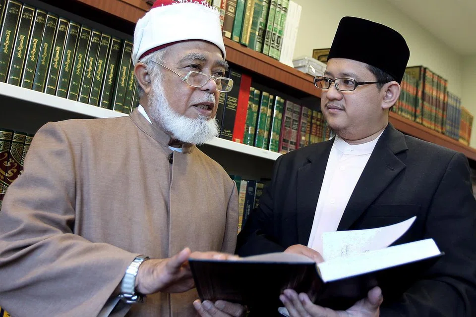 Syed Isa Semait, mufti
