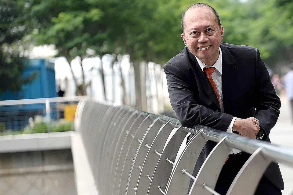 Encik Shukor Yusof, pemilik firma runding cara penerbangan, Endau Analytics