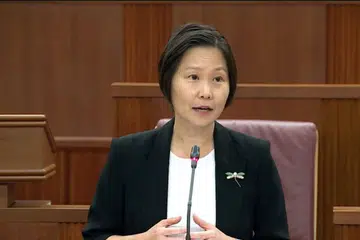 Menteri Negara (Pendidikan merangkap Tenaga Manusia), Cik Gan Siow Huang berkata Kementerian Tenaga Manusia (MOM) mengiktiraf kepentingan menyokong golongan penjaga dari segi pekerjaan dan kecukupan persaraan mereka. 