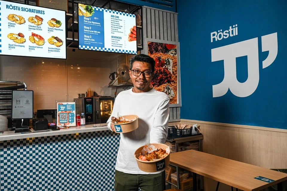 PEMILIK ROSTII: Pemilik konsep terbaharu Rostii, Encik Isrudy Shaik, yang juga pemilik restoran daging salai popular, Asap & Co di daerah Telok Ayer. 