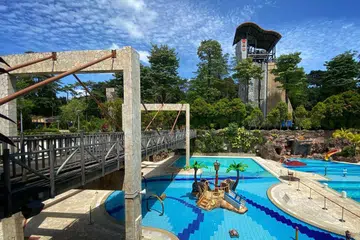 Sebuah kemudahan kegiatan paras tinggi di Yishun Safra. 
