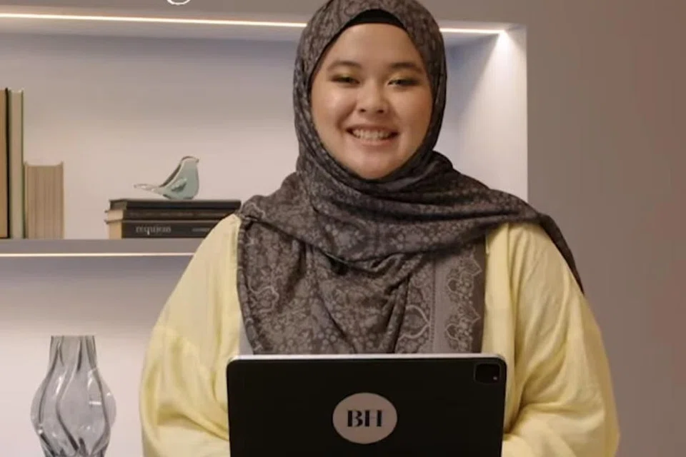 Wartawan video BH, Cik Ameerah Sallehuddin, menjadi hos acara ‘Jejak Kempen’ terbitan BH secara ‘live’ di Instagram dan TikTok sepanjang kempen GE2025.