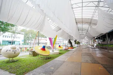 Khemah di bahagian depan Wisma Geylang Serai (WGS) yang menghadap Changi Road sudah pun siap didirikan bagi acara perayaan tahunan Bazar Raya Geylang Serai 2025.