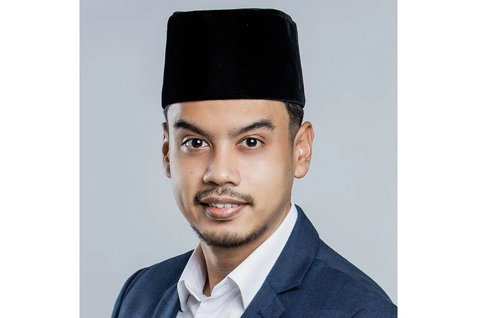 Ustaz Muhammad Azri Azman.