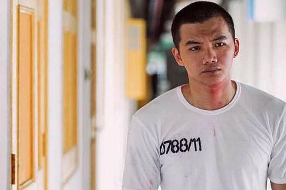 WATAK BERAT DIGALAS DENGAN BAIK: Pelakon muda Imam Shah menampakkan potensi membawa watak berat yang memerlukan kawalan emosi sebagaimana yang terpapar dalam watak Azam, banduan yang ingin menebus kesilapannya melanggar hingga maut seorang wanita. - Foto FLIPSIDE STORIES