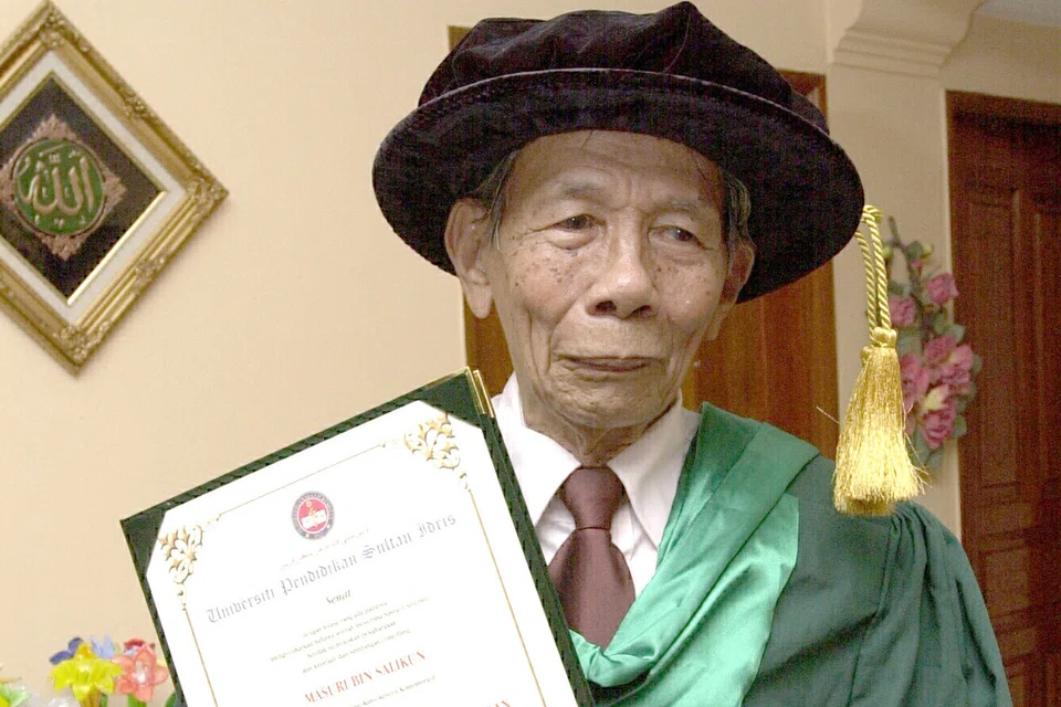 Masuri S.N, Masuri Salikun, penyair, Singapura 