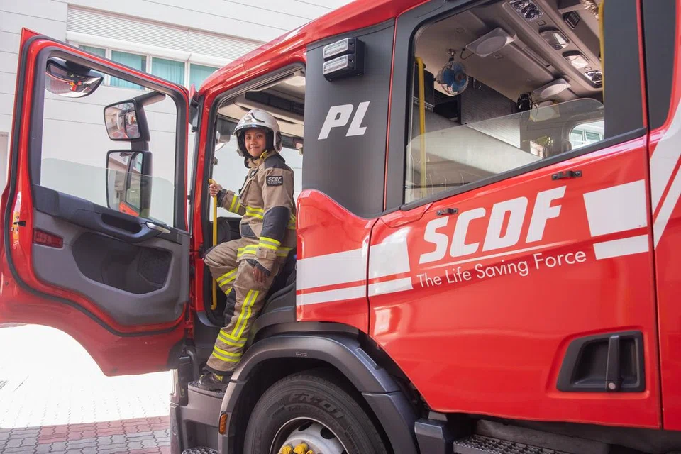 Pekerjaannya memerlukan kekuatan stamina namun Leftenan (LTA) Norashikin Khamis menganggapnya tanggungjawab untuk berkhidmat pada negara. 