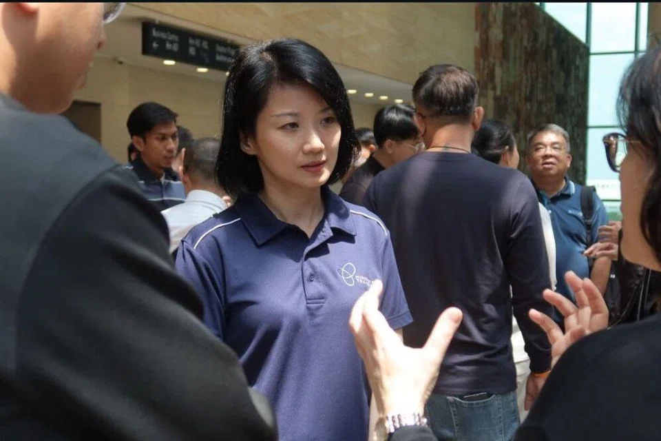 teksi rentas sempadan, perkhidmatan teksi, pengangkutan rentas sempadan