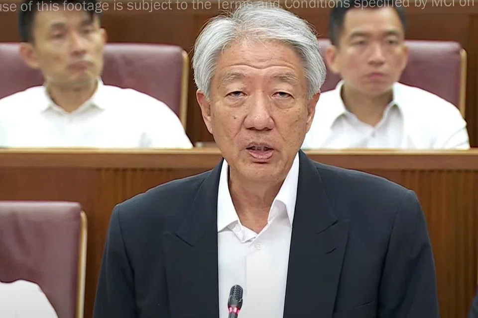 RUMUSKAN PERBINCANGAN: Encik Teo Chee Hean merumuskan isu penyewaan banglo Ridout Road oleh dua menteri di Parlimen pada 3 Julai.