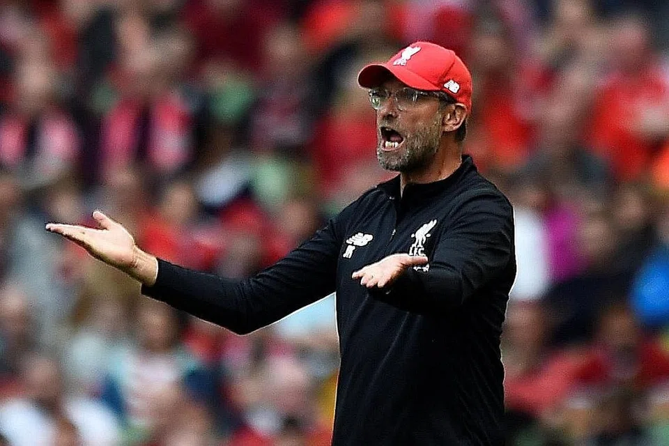 'PENYELAMAT' DI ANFIELD: Harapan besar diletak di pundak Juergen Klopp, yang kini memasuki musim ketiga memimpin Liverpool. Klopp tentunya menuntut pasukannya terus menunjukkan peningkatan musim ini. - Foto REUTERS 