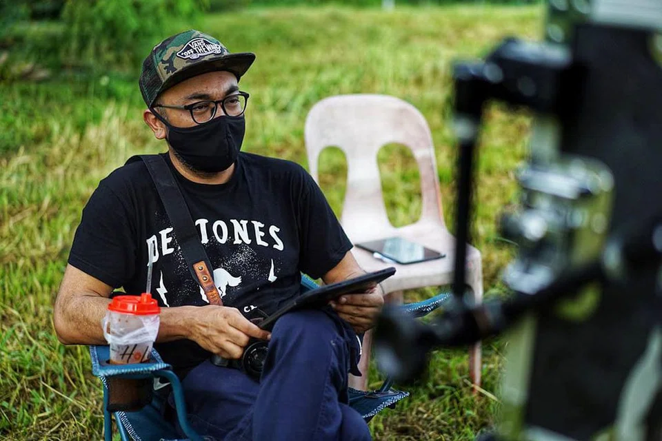 SEGARKAN KISAH SAMSENG ERA BARU: Sebagai peminat drama Anak Metropolitan bagi tiga musim sudah, penulis naskhah beberapa episod Anak Metropolitan 4.0, Razi Salam, memastikan isu yang diketengahkan lebih pada jenayah berskala besar. - Foto ihsan RAZI SALAM