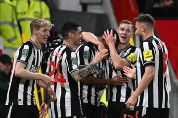 RENTAK KEMENANGAN: Pemain Newcastle meraikan gol ketiga yang dijaringkan oleh Joe Willock dalam perlawanan Piala Liga dengan Newcastle. 