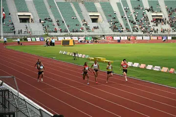 Tidak ramai menyaksikan perlumbaan olahraga di Stadium Negara Supachalasai di wilayah Pathum Wan, di Bangkok, Thailand.