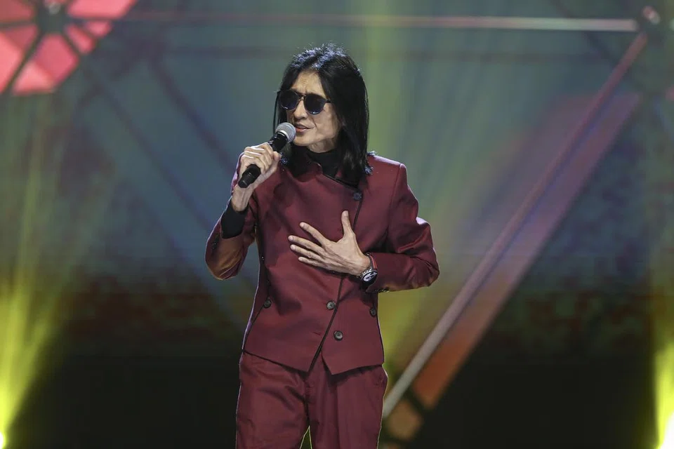 UNDIAN TERBANYAK: Zamani menerima undian peminat paling banyak bagi kategori ‘Hot Seat’ yang memberi ruang peminat memilih peserta yang layak masuk ke gelanggang ‘All Stars Gegar Vaganza’.