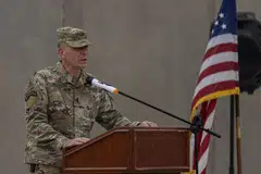 RAIH KEJAYAAN: Mejar-Jeneral Matthew W. McFarlane berkata pakatan yang diketuai Amerika Syarikat  memberikan sokongan kepada pasukan tentera Iraq tetapi tidak terlibat secara aktif dalam memerangi Daesh.