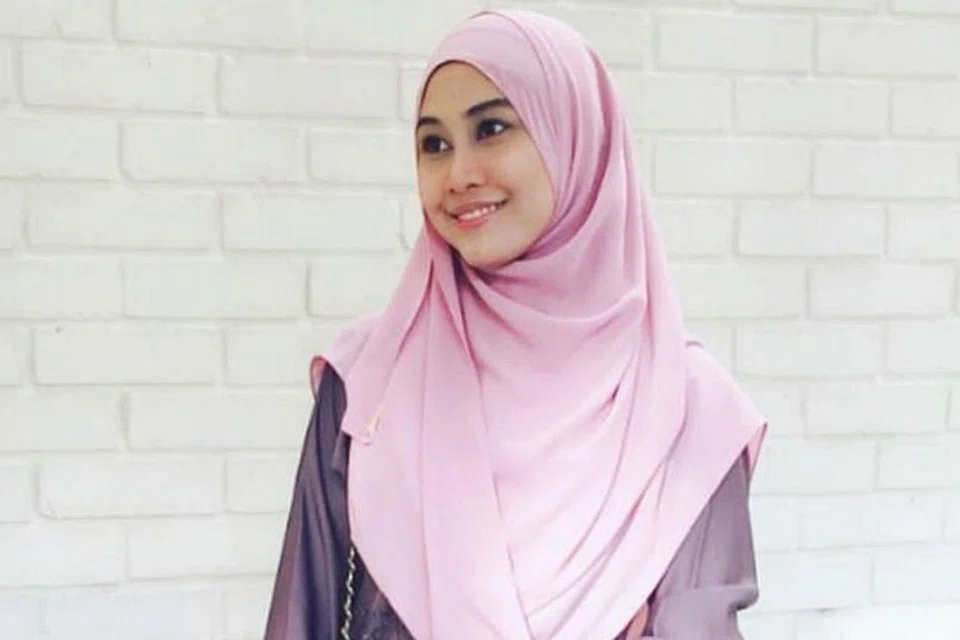 USTAZAH UNAISAH ADAM