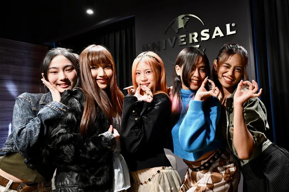 kumpulan wanita, Marbles, Hompimpa, beverly, kyka, tiffany, quilla, dani