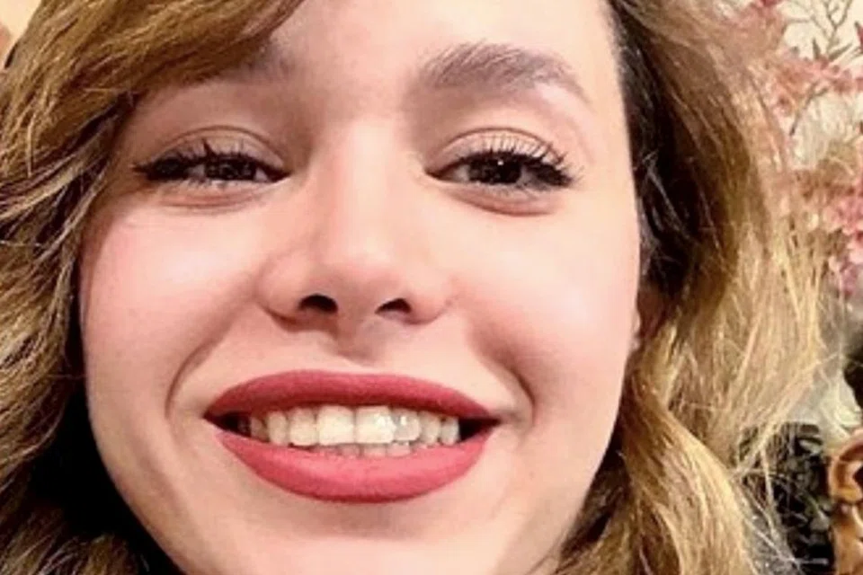 Rubina Aminian merupakan antara mangsa terawal yang dikenal pasti terkorban dalam kebangkitan antipemerintah di Iran, dan antara segelintir korban dalam demonstrasi terbaru yang identitinya berjaya disahkan.