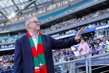 Perdana Menteri Australia, Anthony Albanese, menghadiri perlawanan NRL antara pasukan Canterbury-Bankstown Bulldogs dan South Sydney Rabbitohs di Stadium ACCOR, Sydney, Australia, pada 7 April 2023.