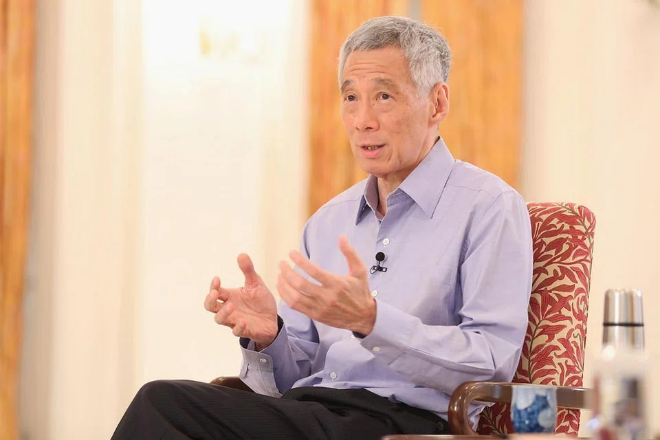 CABARAN: Perdana Menteri, Encik Lee Hsien Loong akan melancarkan siri siaran nasional hari ini dengan bercakap tentang tema 'Mengatasi Krisis sebuah Generasi'. - Foto MCI