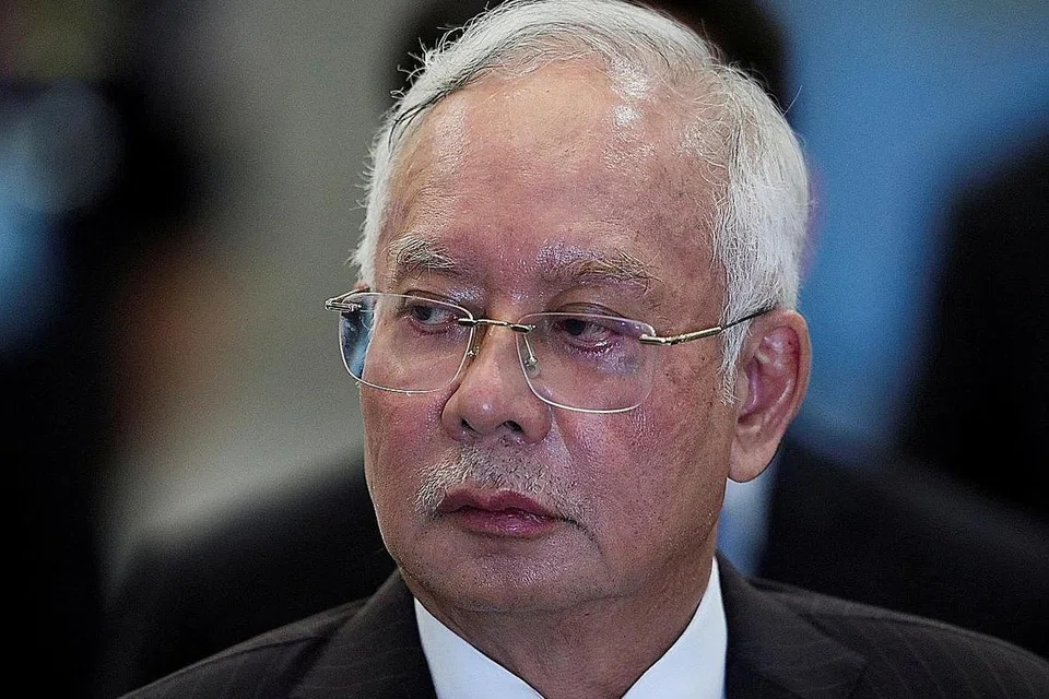 DATUK NAJIB RAZAK: Menurut sumber, beliau tidak mendapat layanan istimewa.