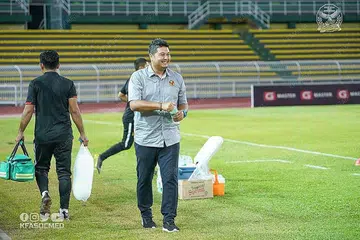 KEJOHANAN TERGENDALA: Aidil Sharin Sahak tidak dapat pulang ke Singapura demi melunaskan tanggungjawabnya sebagai jurulatih Kedah FA dan disebabkan perintah kawalan pergerakan. - Foto FACEBOOK KEDAH FA