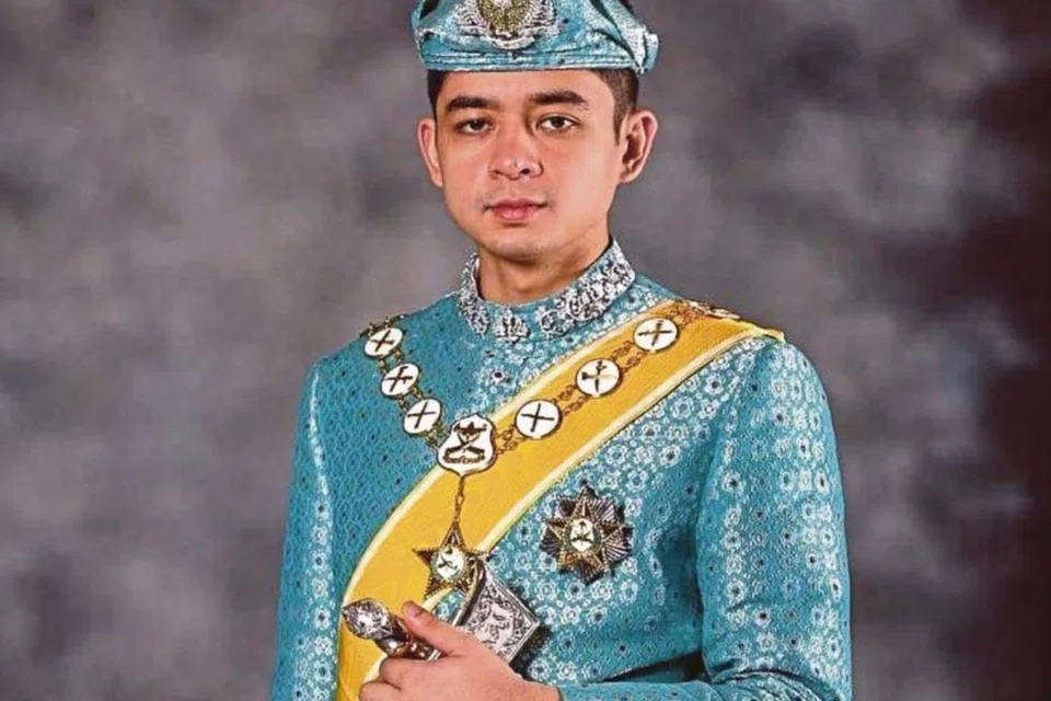 Tengku Mahkota Pahang, Tengku Hassanal Ibrahim Alam Shah.
