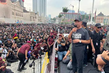politik M’sia, ‘Himpunan Turun Anwar’