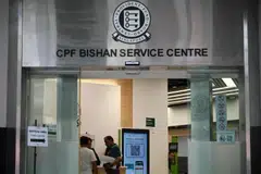 Skim Simpanan Persaraan yang Dipadankan (MRSS) dan Skim MediSave yang Dipadankan baru akan membolehkan lebih ramai rakyat Singapura yang layak menerima sumbangan sepadan daripada pemerintah.