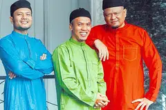 ASTRO ADA HUBUNGI RAIHAN: Raihan, yang kini dianggotai (dari kiri) Amran, Che Amran dan Abu Bakar, berkata Astro ada mempelawa mereka menyertai Gema Gegar Vaganza (GGV). - Foto UTUSAN MELAYU