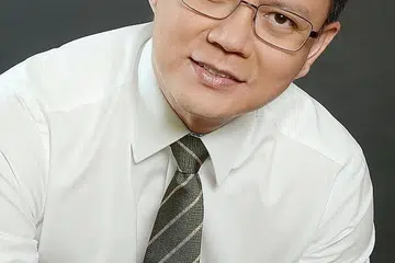 DR JAZLAN JOOSOPH: Menantikan pementasan 'Puteri Gunung Ledang' pada Jun 2020 di Esplanade.