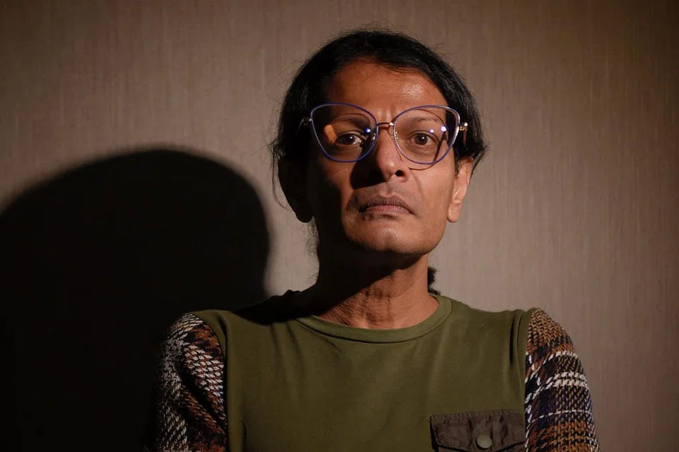 BUKAN LAMBAIAN TERAKHIR: Kumar akan terus beraksi termasuk di beberapa lokasi luar negara seperti pementasan jelajah Malaysia. Ia termasuk ke Johor Bahru, Kota Kinabalu, Penang dan lain-lain. - Foto fail