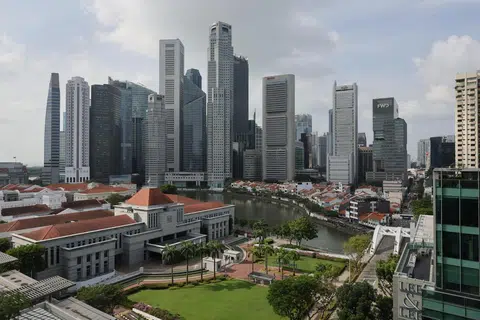 Walaupun kecil, Singapura boleh berbangga dengan pencapaiannya dalam pelbagai bidang mengatasi banyak negara yang lebih besar, maju dan lebih berpengaruh.