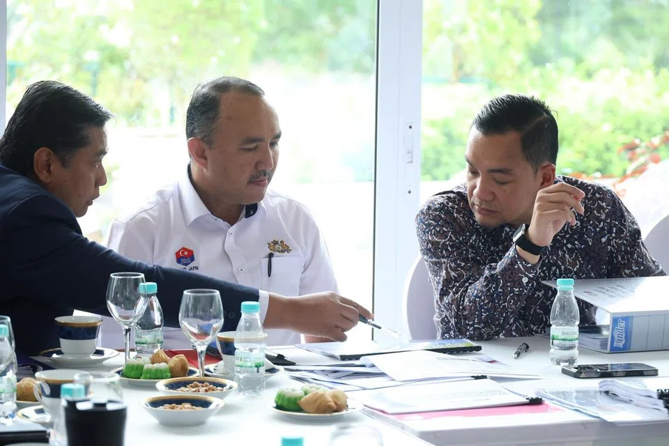 Malaysia, Johor, majlis daerah, Mohd Jafni Md Shukor, Onn Hafiz Ghazi, Draf Belanjawan 2026, 