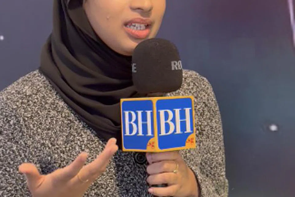 Peserta dialog Cik Ayra Mohammed, perhatikan masyarakat masih bertenaga untuk mempergiat usaha menyokong mangsa-mangsa Palestin yang terjejas.