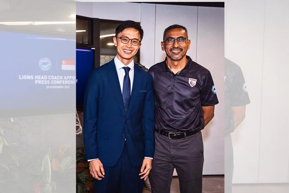 Gavin Lee (kiri) dan Kadir Yahaya