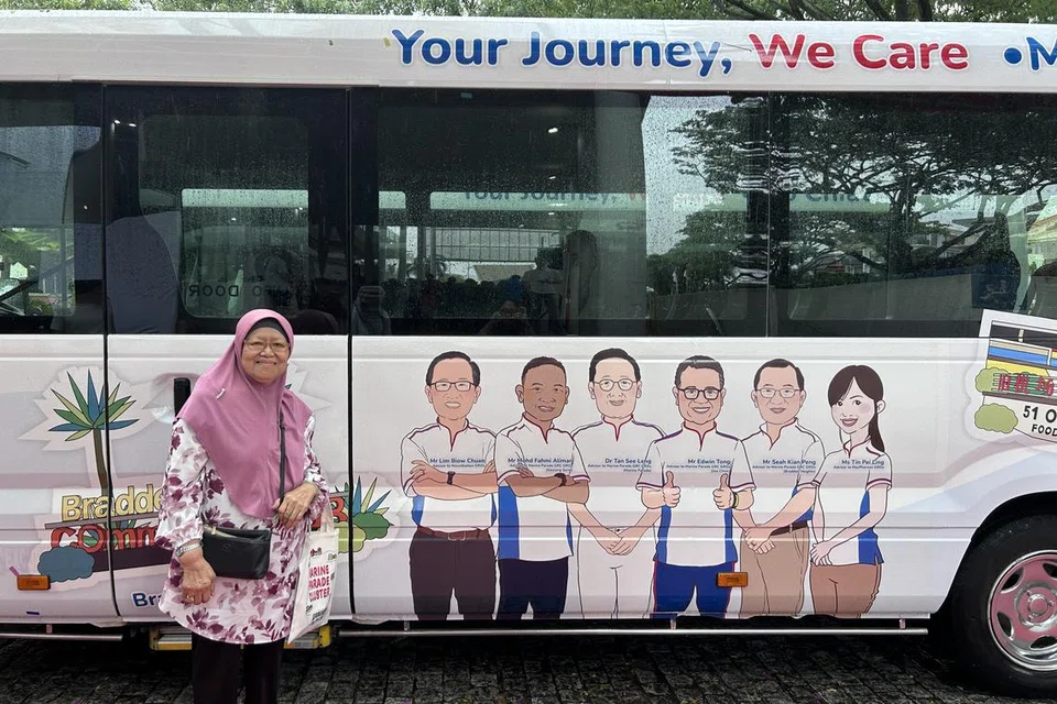 Cik Normah Maurad, yang menetap di kawasan Ubi, kini boleh menaiki bas ulang-alik percuma yang akan menghubungkannya ke kawasan-kawasan lain di kelompok Marine Parade dengan mudah.