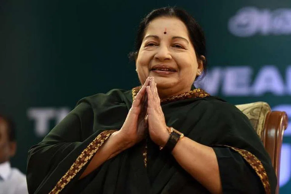 Kepada berjuta-juta pengikutnya, Cik Jayalalithaa Jayaram dikenali sebagai 'Amma' (ibu). 