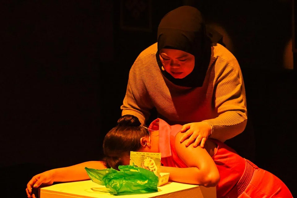 dalifah shahril, malam seram, teater, muzikal
