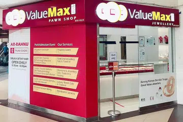 PINJAMAN BEBAS RIBA: Kedai pajak gadai ValueMax Ar-Rahnu, yang mengikut hukum Islam, di Joo Chiat Complex. Ia hasil kerjasama Ar-Rahnu Singapore Pte Ltd dan ValueMax. - Foto VALUEMAX