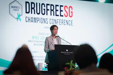 Berucap semasa Persidangan Pejuang SGBebasDadah di Pusat Konvensyen dan Ekspo Marina Bay Sands pada 10 Mac, Menteri Kedua Ehwal Dalam Negeri, Cik Josephine Teo, menegaskan bahawa dakwaan mengelirukan mengenai ganja perlu diperbetulkan. Beliau menekankan bahawa bukti saintifik tentang kesan ganja adalah jelas dan tidak boleh disangkal.