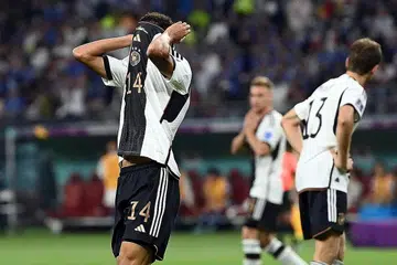  MESTI MENANG: Reaksi pemain Jerman menyusuli kekalahan 1-2 kepada Jepun Rabu lalu. - Foto REUTERS