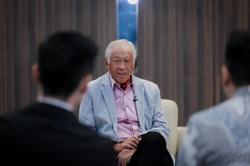  Menteri Pertahanan, Dr Ng Eng Hen berkata Angkatan Bersenjata Singapura (SAF) telah berjaya menyusun semula dirinya untuk memenuhi keperluan pertahanan masa depan Singapura yang merangkumi kesediaan melangkaui peperangan fizikal. 