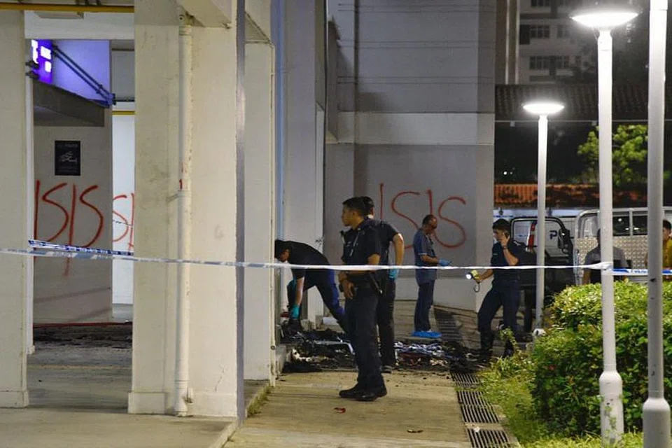 Pegawai polis dan SCDF di tempat kejadian dekat NPP Kallang.