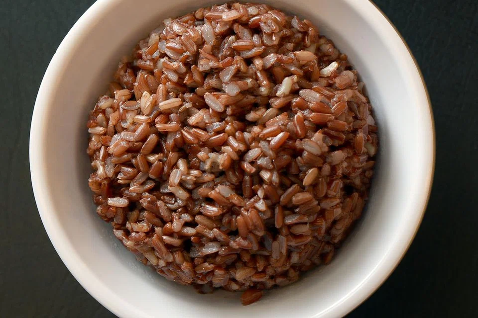 BERAS CERUH: Cara memasaknya boleh diubah bagi mereka yang mahu mengekalkan rasa tradisional nasi putih. 